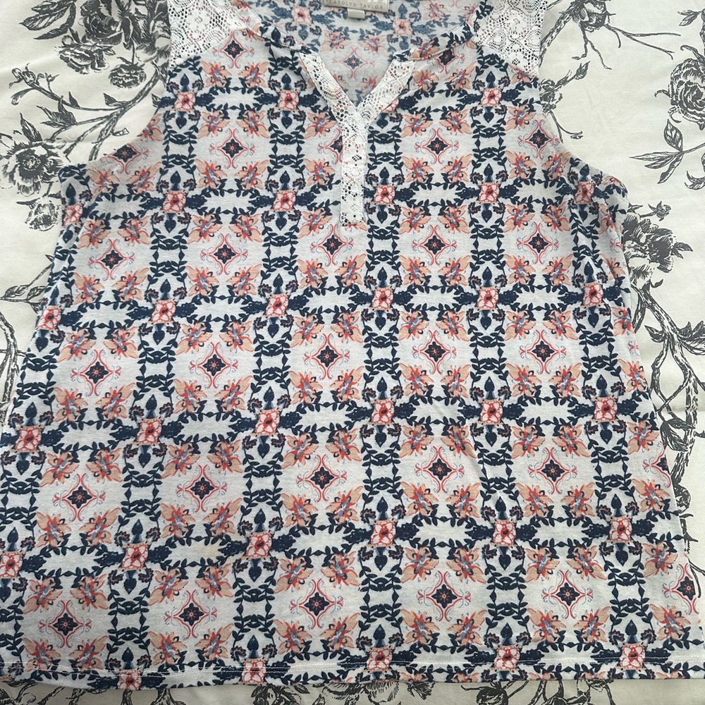 Carolyn Taylor Floral Blouse